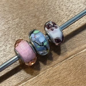 COPY - Authentic Pandora set of three murano glass charms